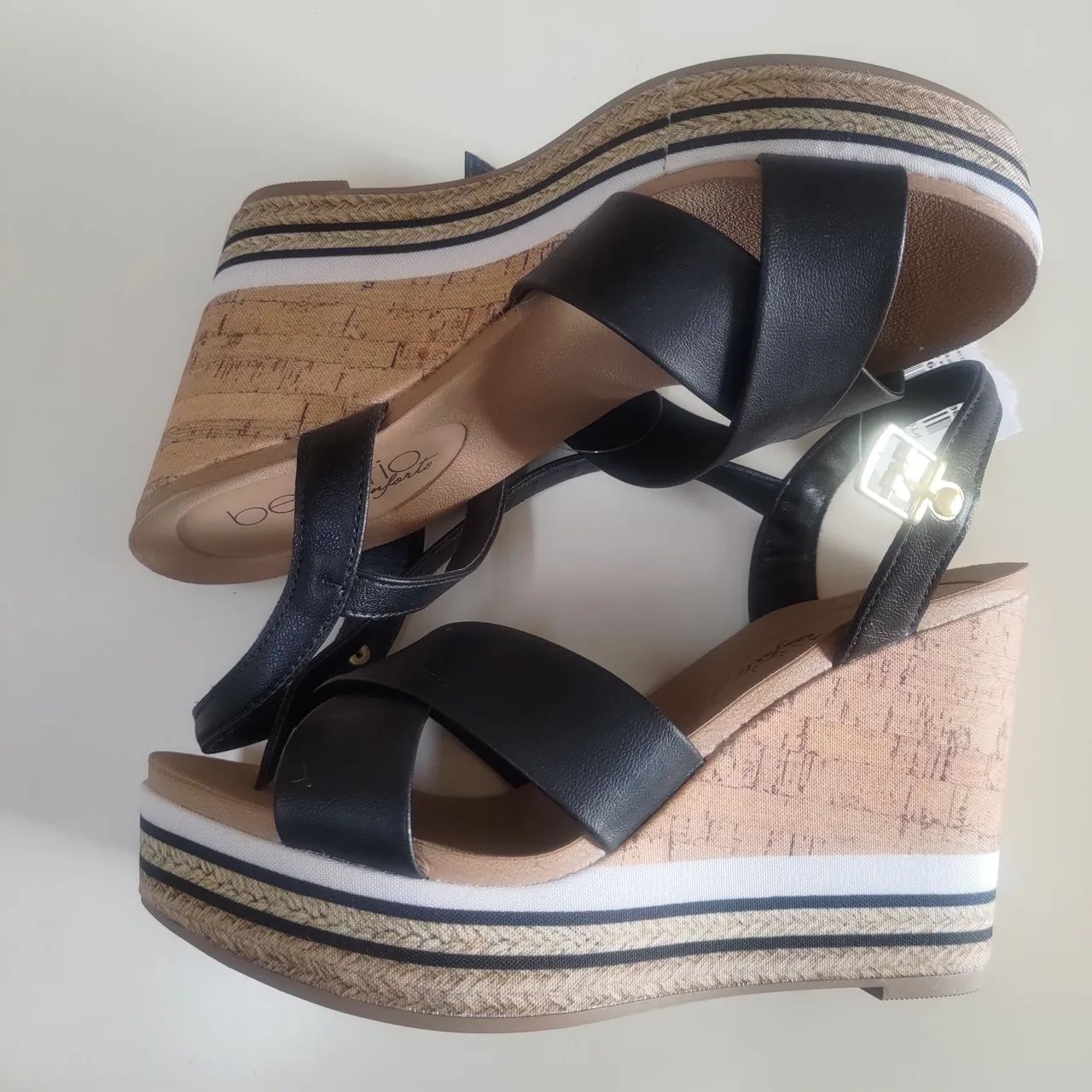 Sandália plataforma Beira Rio preta número 34 Calçados Vila