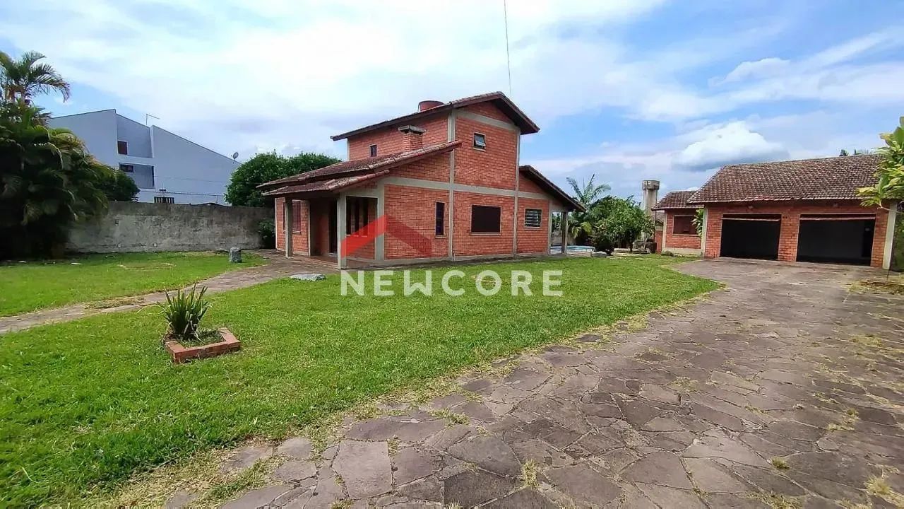 Casa em Rua Ezequiel Nunes Filho - São Sebastião - Esteio/RS
