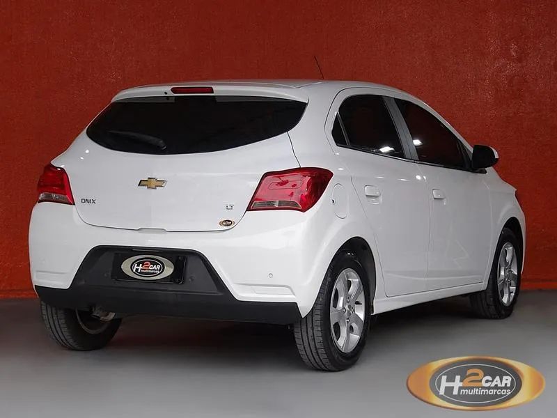CHEVROLET ONIX 1.4MT LT 2019 - Foto 4