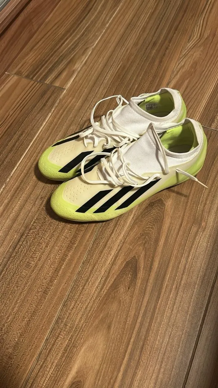 Chuteiras Adidas Excelente
