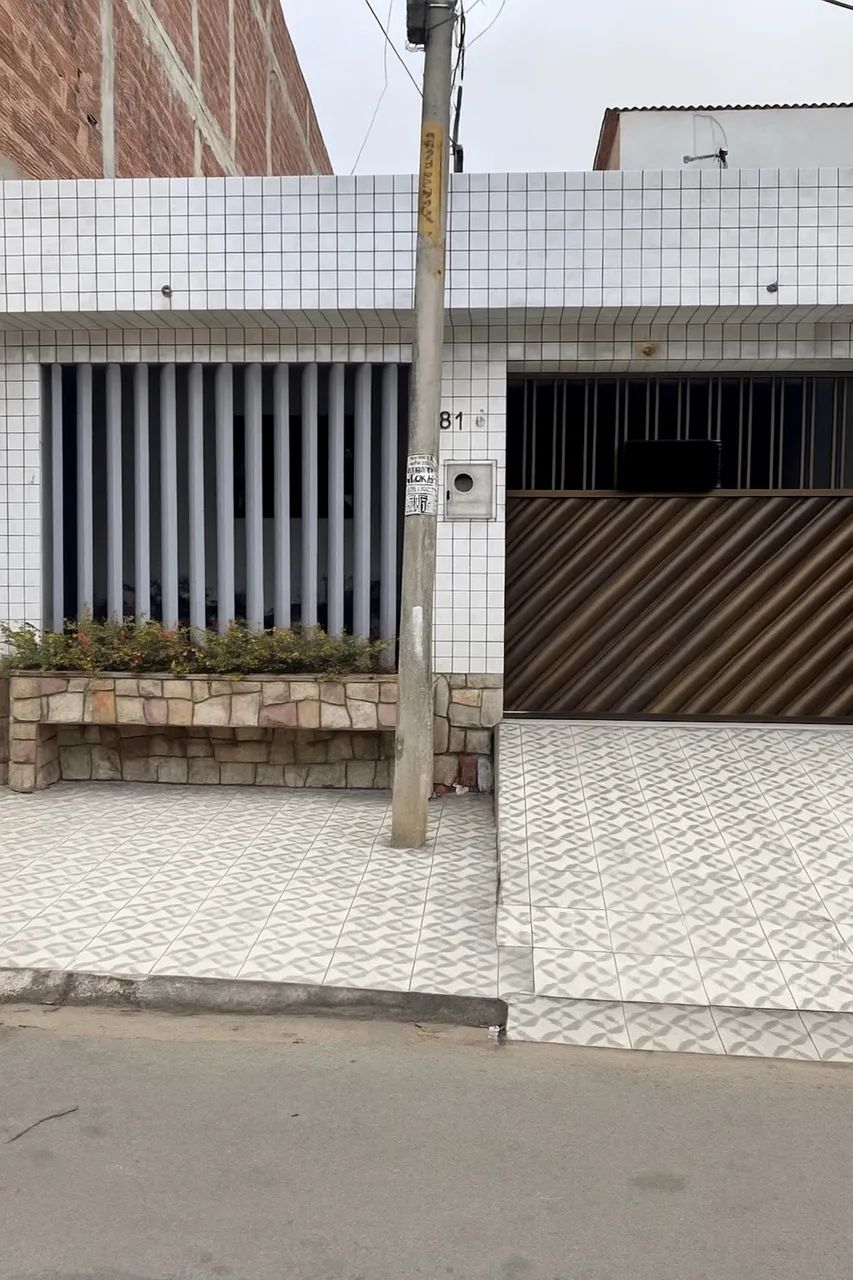G| Ótima casa à venda no bequimao