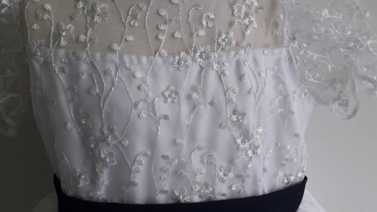 Vestido de renda infantil branco - Foto 2