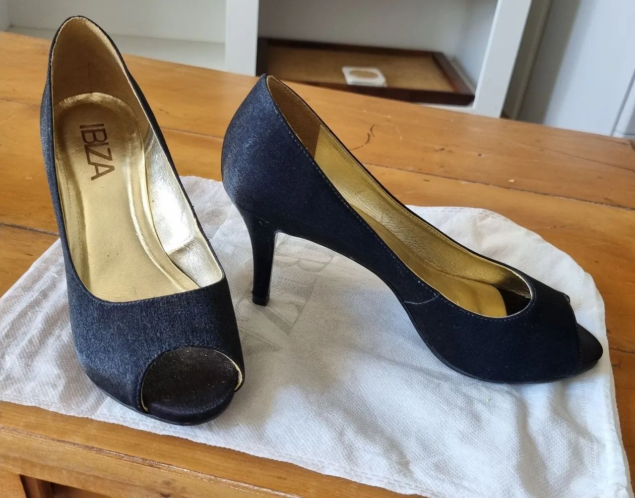 Sapatos e sandália femininos  - Foto 2