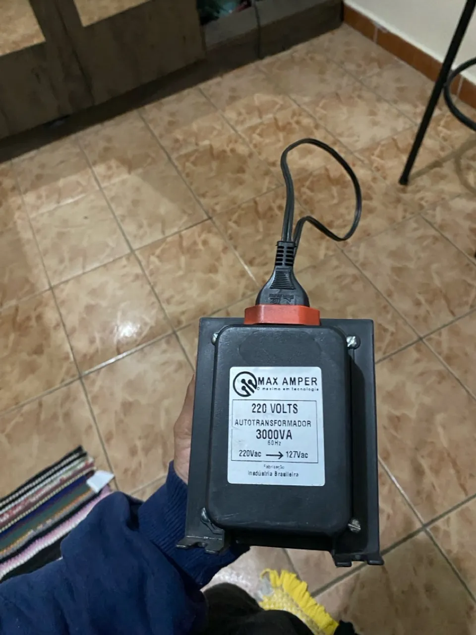 Autotransformador 220V para 127V MAX AMPER 3000VA