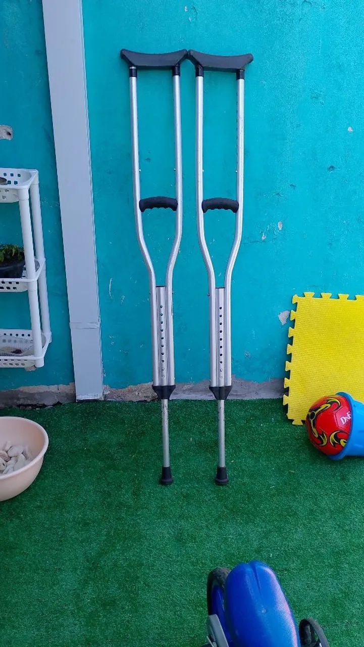 Muletas em ótimo estado
