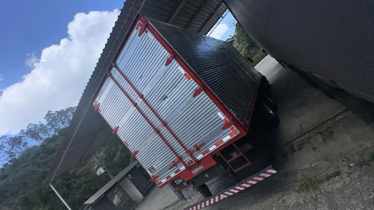 Atron 2324 baú  - Foto 4