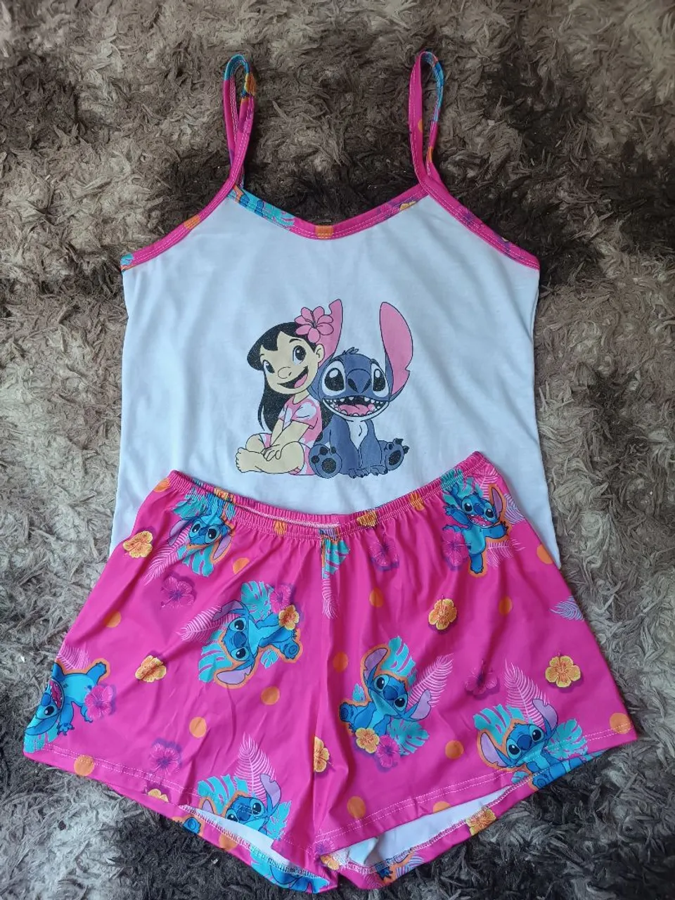Conjunto de Pijama Infantil Lilo e Stitch