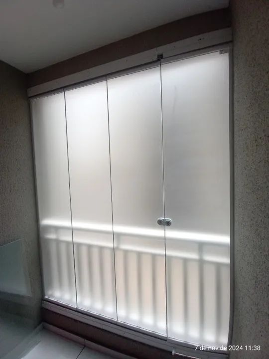 Aplicação de película residêncial 