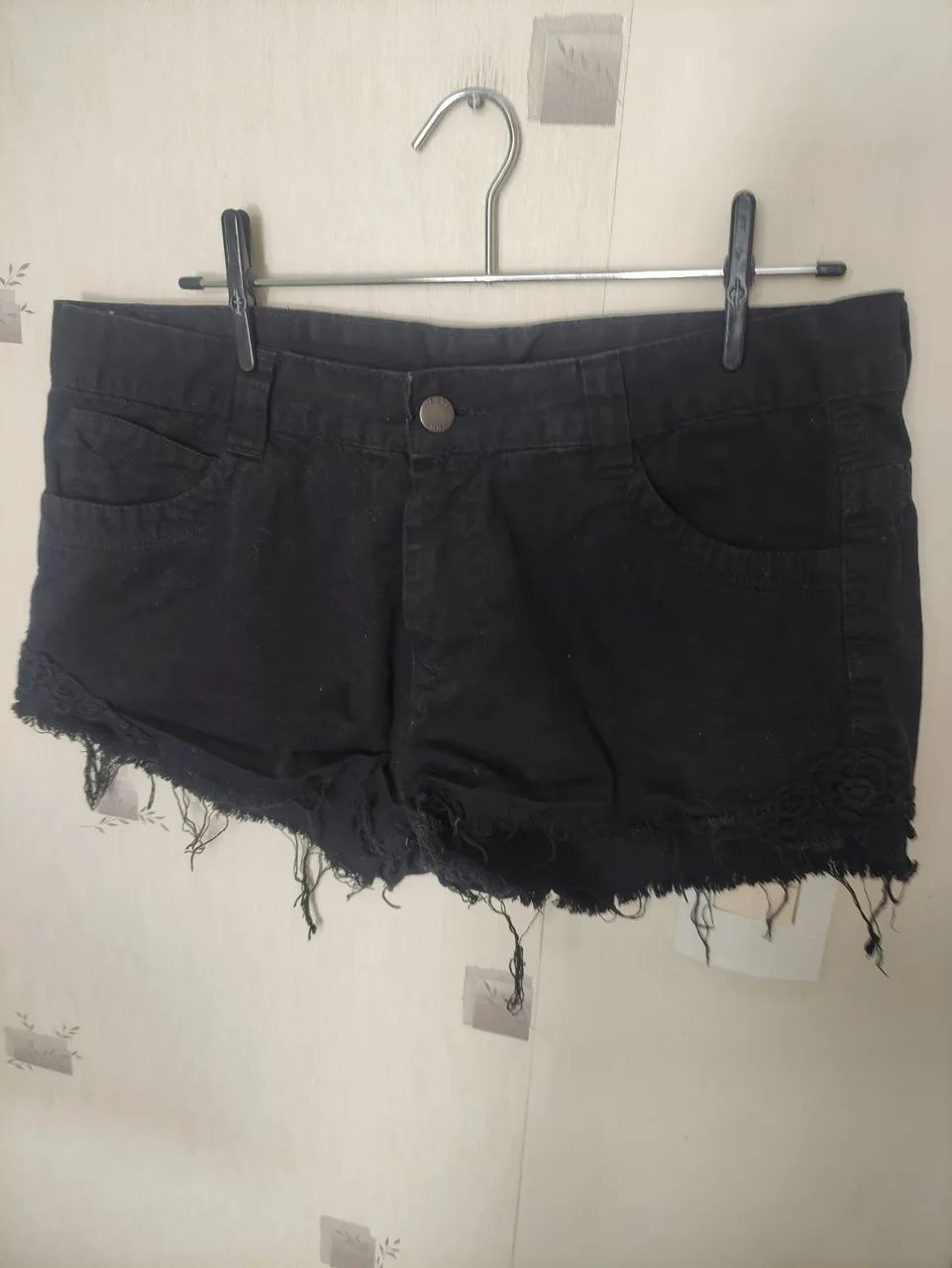 Short Jeans Preto Desfiado