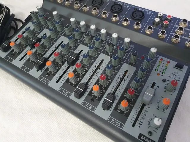 Mixer Behringer Xenyx 1002B (Mesa de 10 canais) 110 V - Foto 2