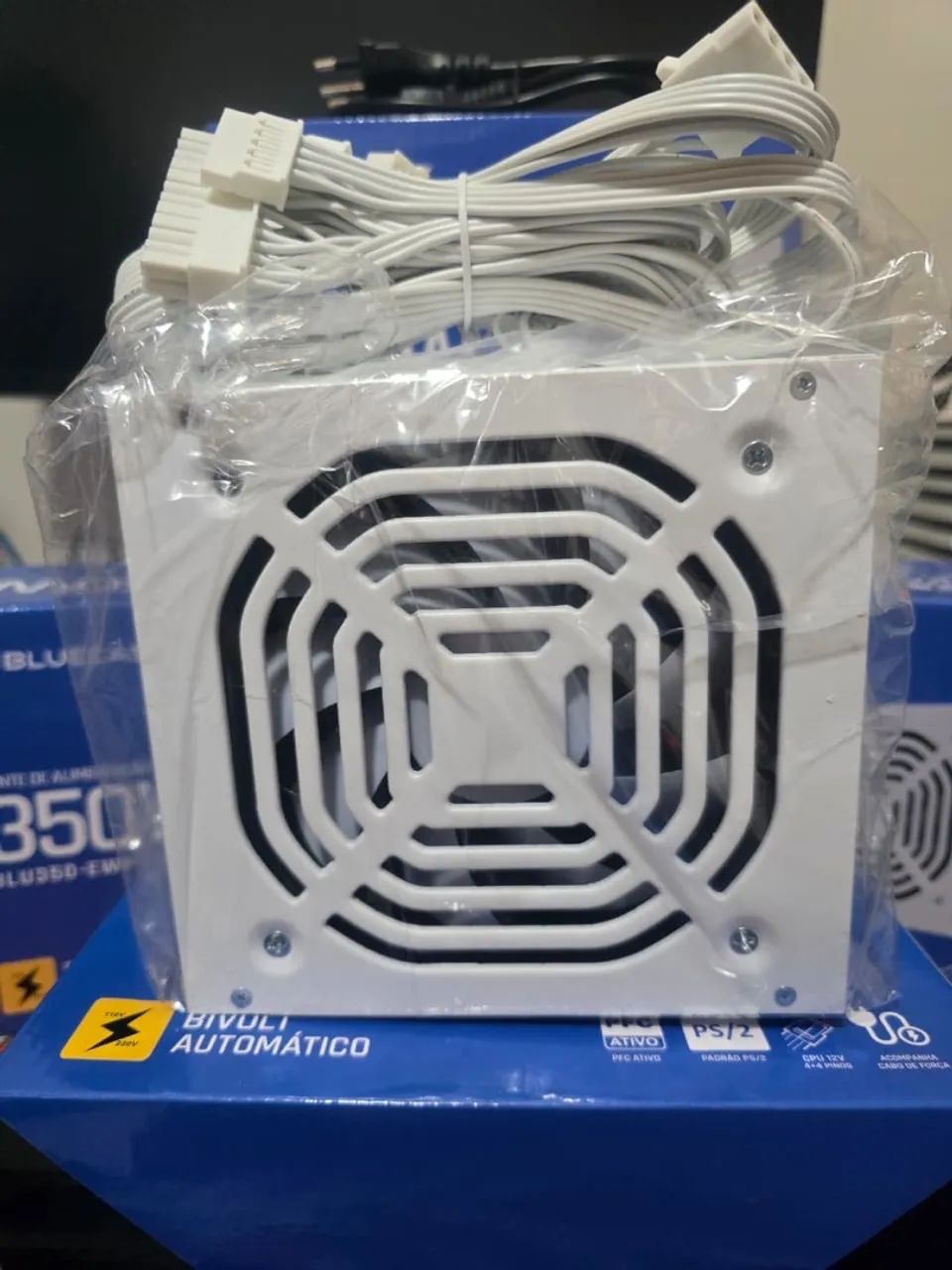 Fonte 350W Branca PFC Ativo Bivolt Auto PS/2 - Foto 3