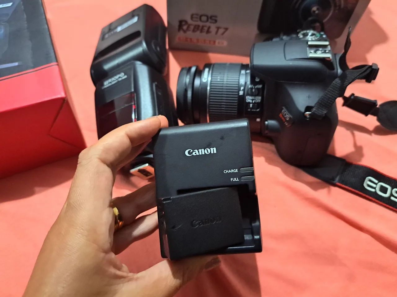 Maquina fotográfica Canon t7 