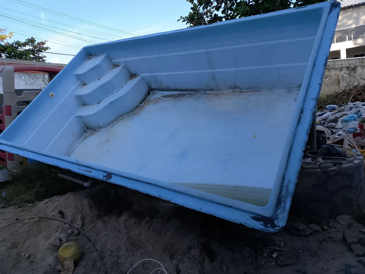 Piscina de Fibra Usada