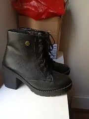 Bota nova Tam 36