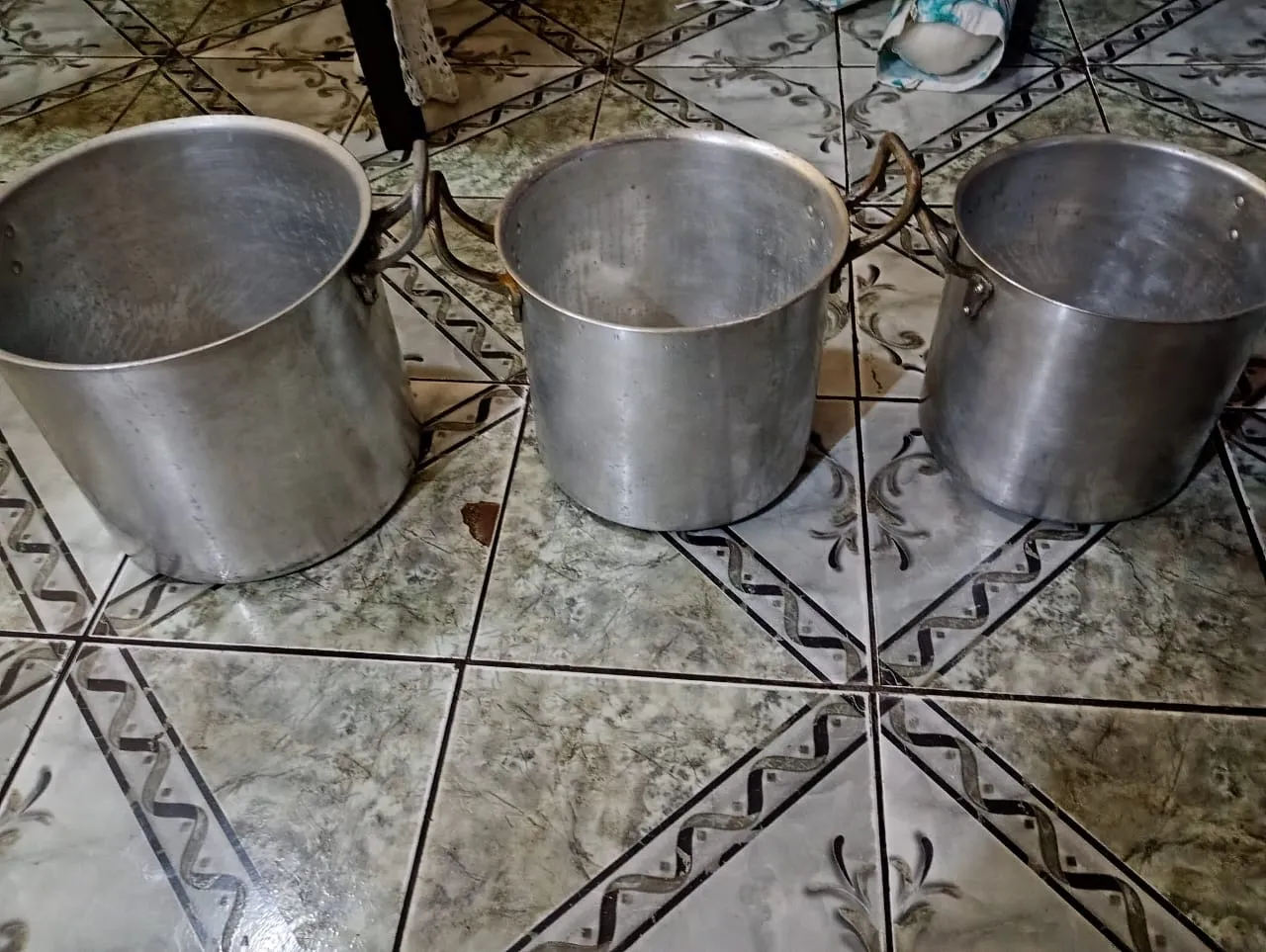 Panelas de alumínio resistentes