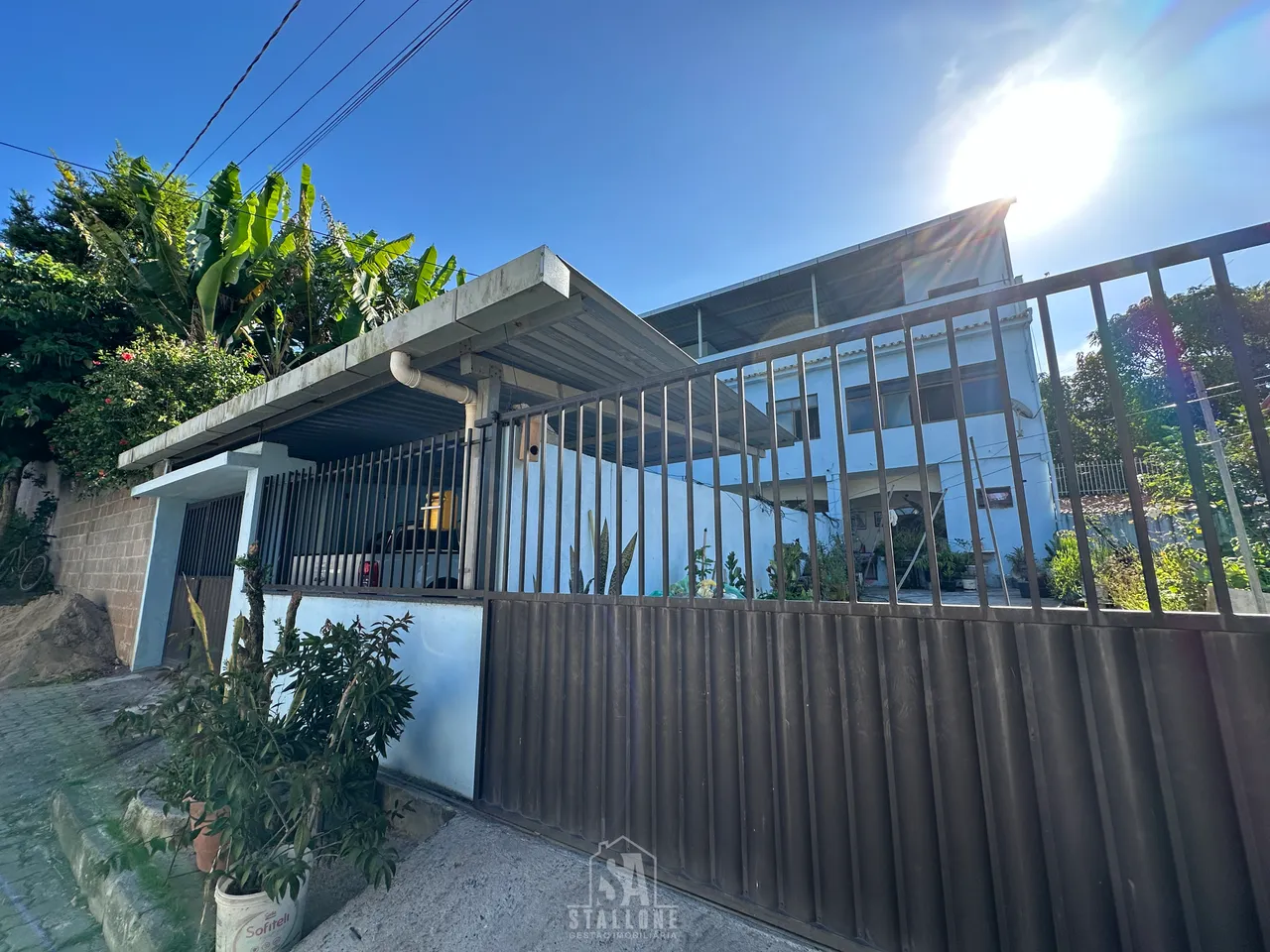 Duas casas à venda no bairro Monte Agha, à 350m da Praia Maria Neném, Piúma/ES