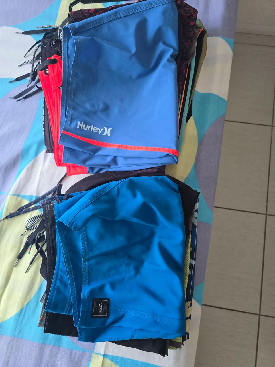 Shorts e Bermudas de diversas marcas e cores