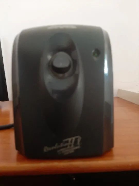 Estabilizador para computadores - 300 VA - Entrada bivolt 110/220V - Saída 110V - Foto 4