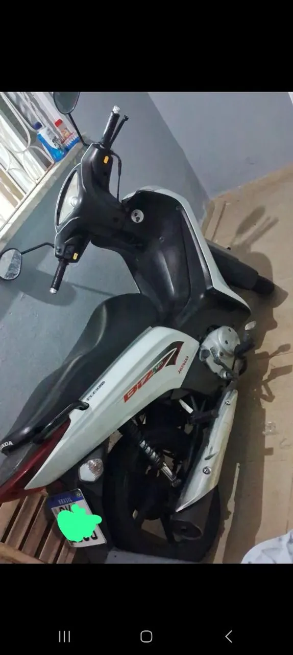 Moto Biz em ótimo estado a venda