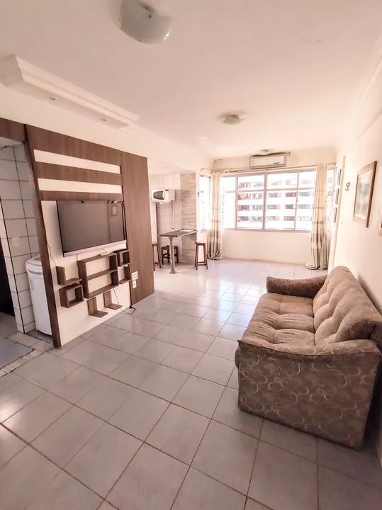 Alugo - Quarto e sala mobiliado na Ponta Verde, próximo a praça do Skate