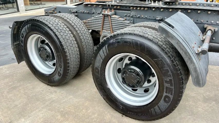 Volvo Fh 480 6x4 Cubo Redutor Teto Baixo Ano 2010 - Foto 12