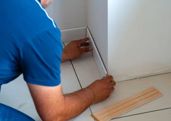 Rodapés em Madeira, MDF ou Poliestireno | Melhor preço m² com e sem instalação | Curitiba