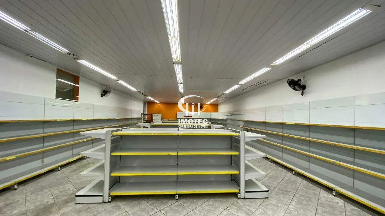 Galpão para Locação, 400m², Bairro Lagoinha