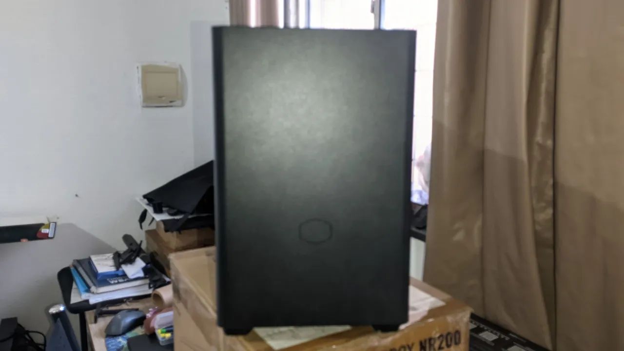 Gabinete cooler master nr200 - Foto 3