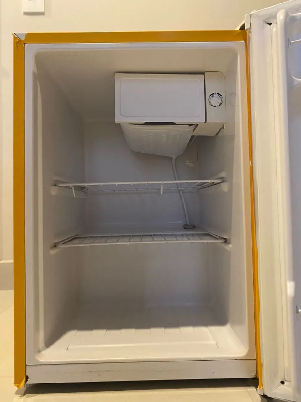 Frigobar Philco 68l 127V - Foto 4