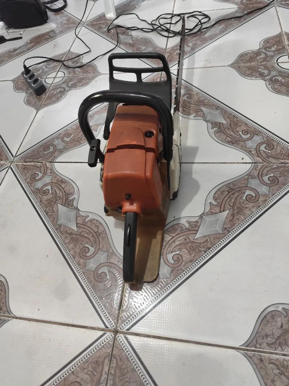 Verdo o motor será STIHL 381