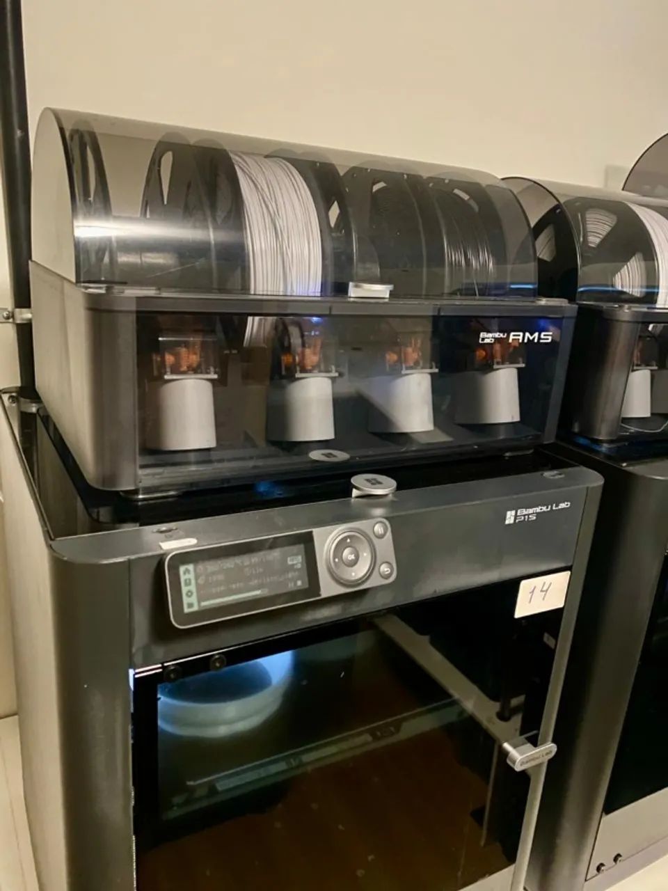 Impressora 3D Bambu lab P1S Com AMS - Foto 3