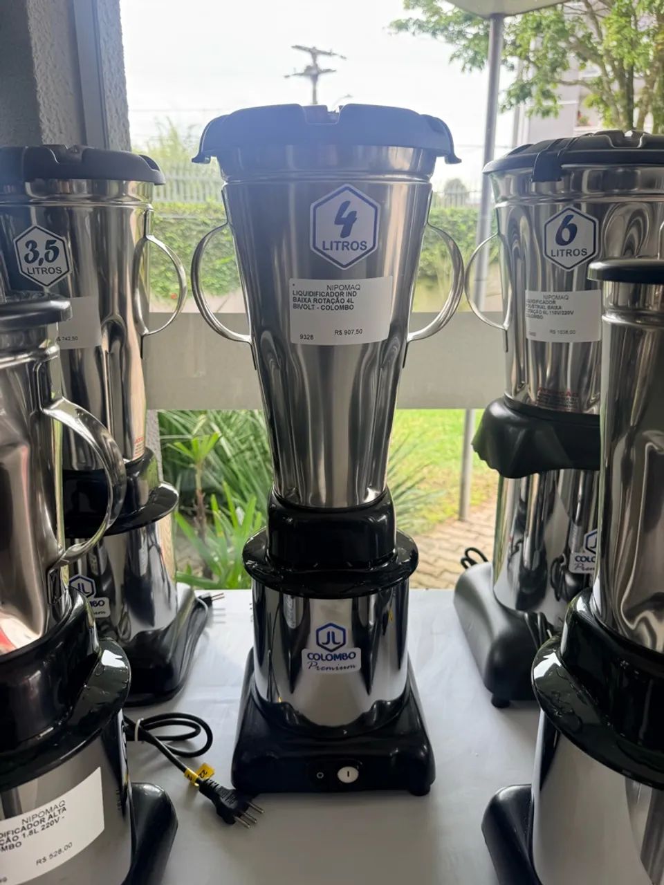 LIQUIDIFICADOR IND BAIXA ROTAÇÃO 4L - COLOMBO