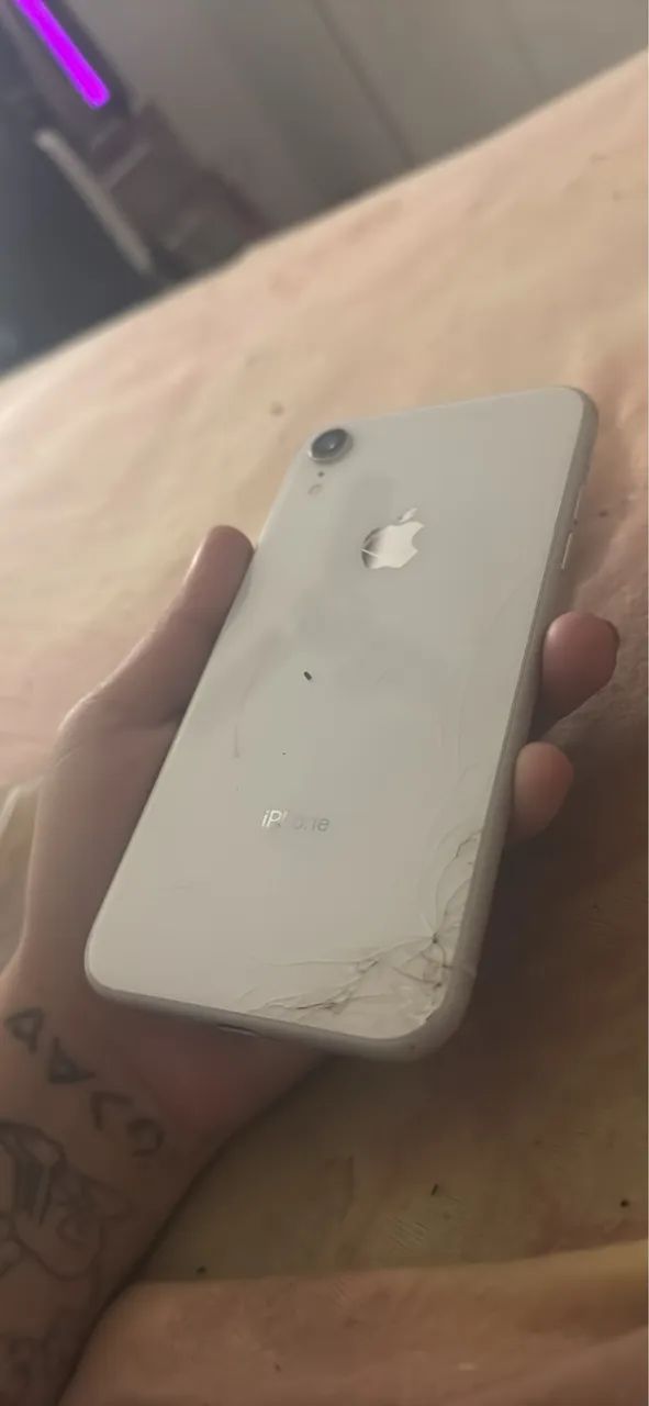 IPHONE XR - 256g - Foto 2