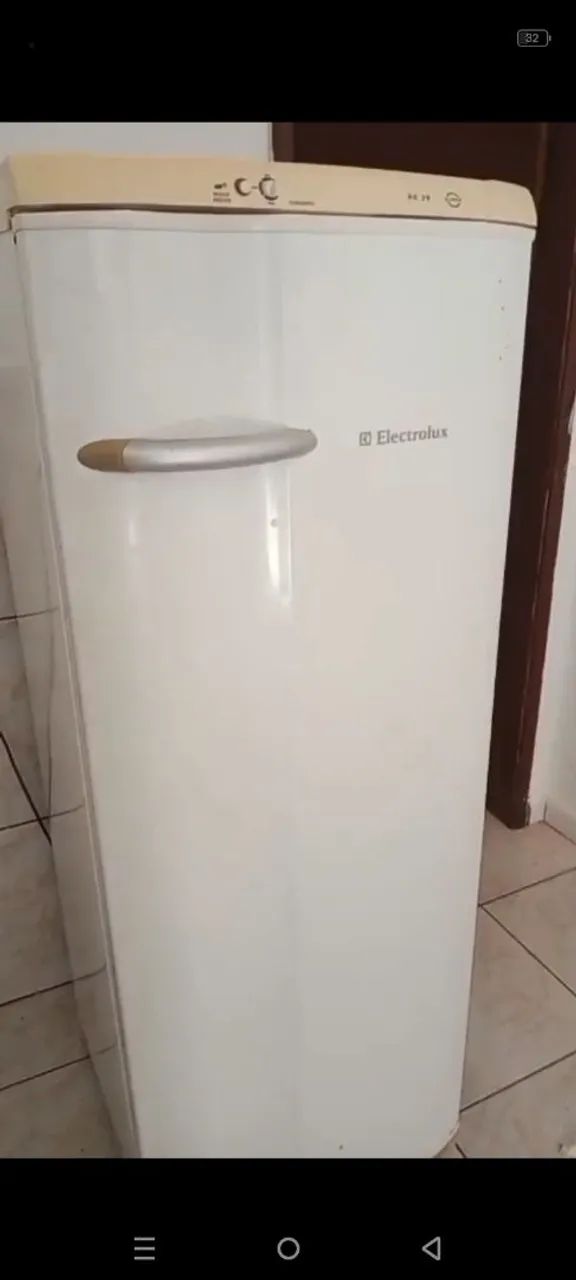 Vende-se geladeira 
