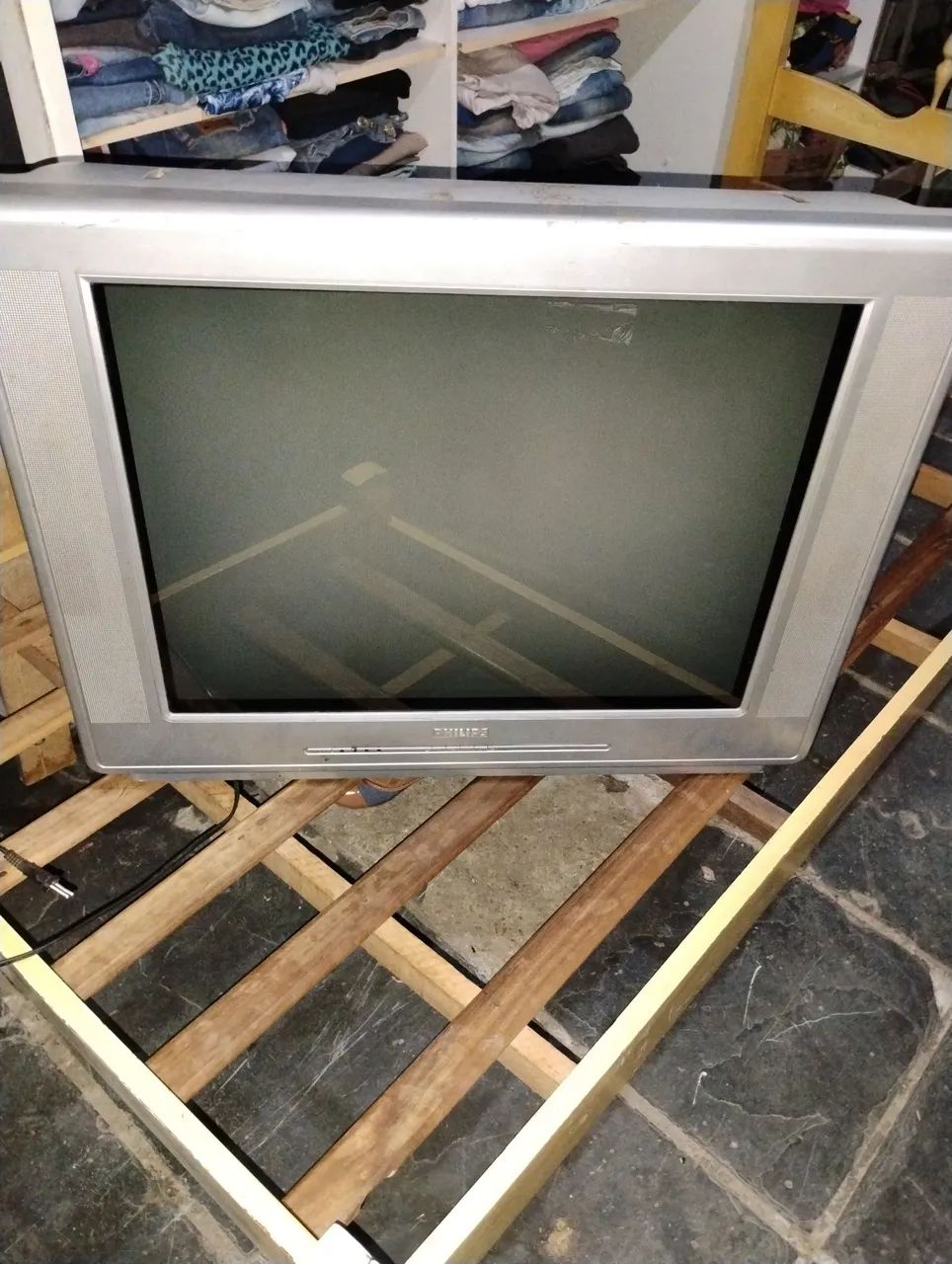 Televisão de tubo com conversor - Foto 2