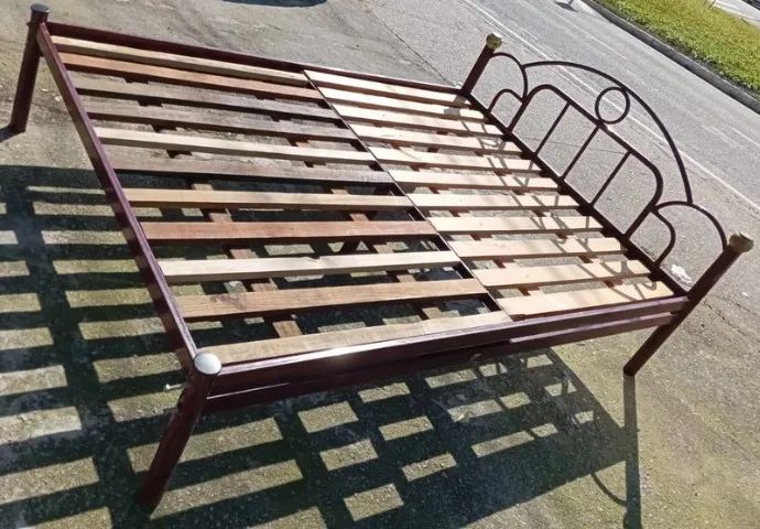 Cama de ferro casal - Foto 3