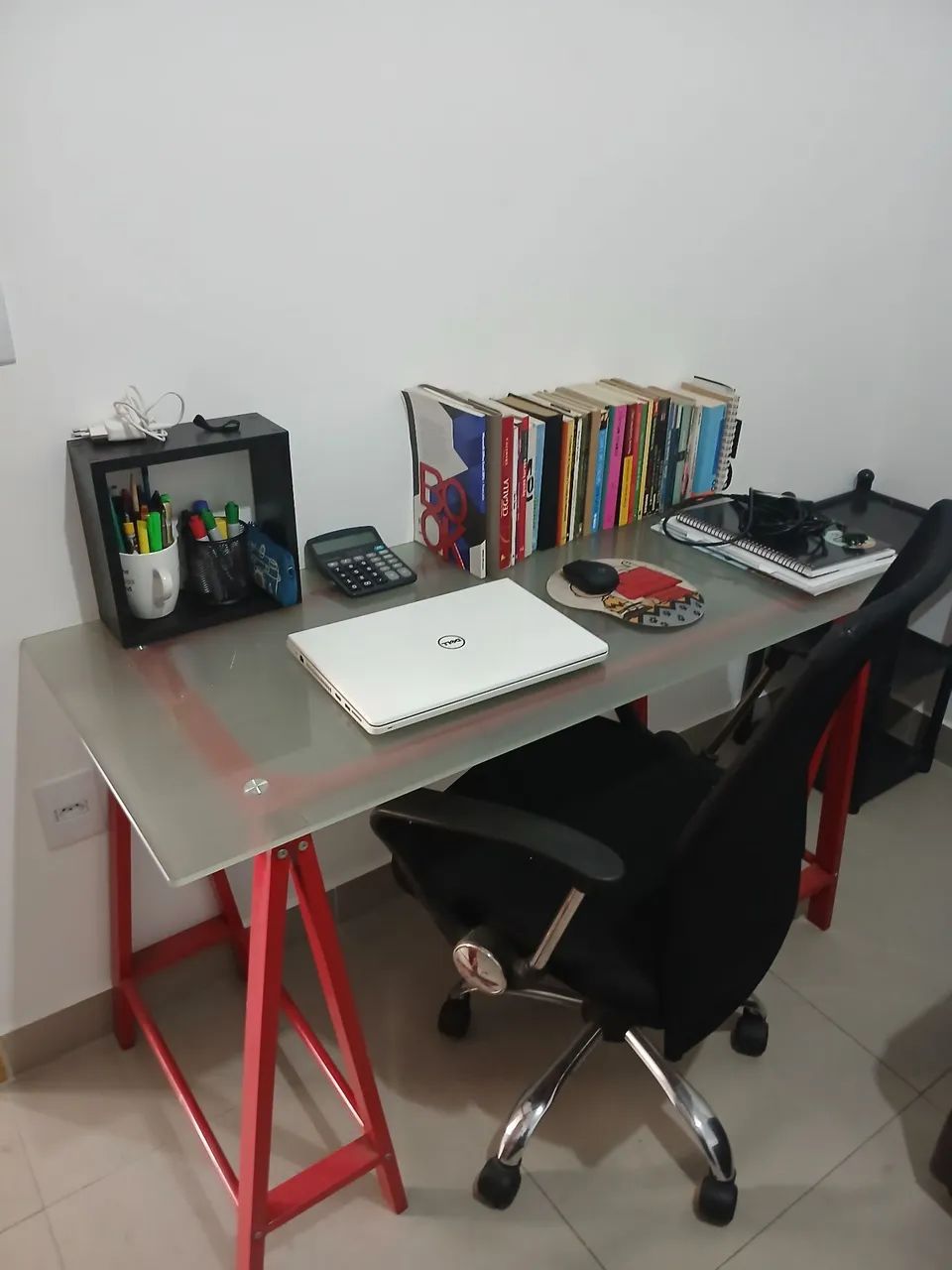 Mesa de Estudos/Escritório + Cadeira