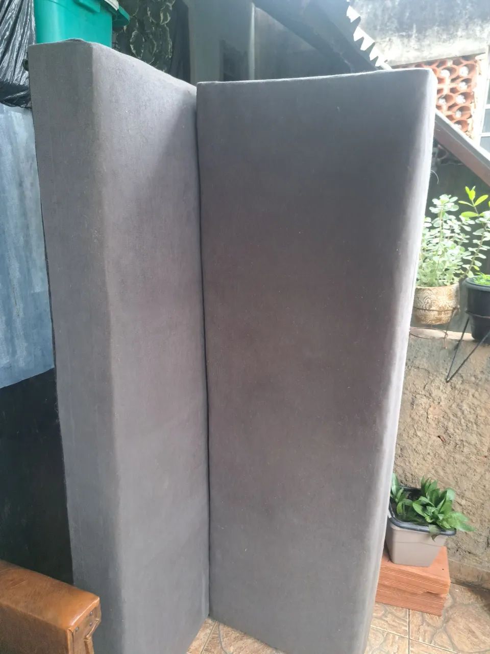 VEndo 2 sofa cama e uma tv funcionando 32.polegada  VALOR R$ 450.00 - Foto 4