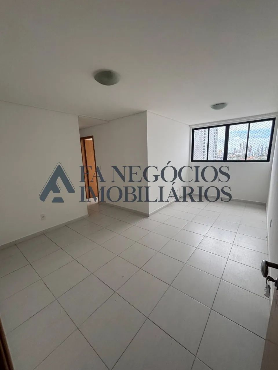 Apartamento dois quartos com móveis projetados e área de lazer completa