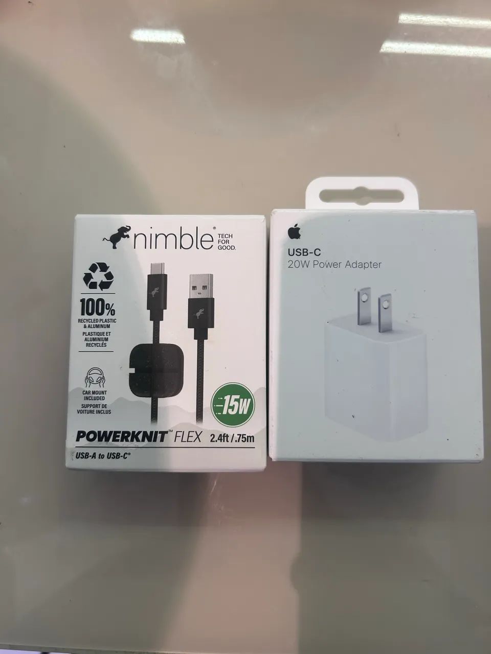Iphone 17 Pro e Carregador  - Foto 2