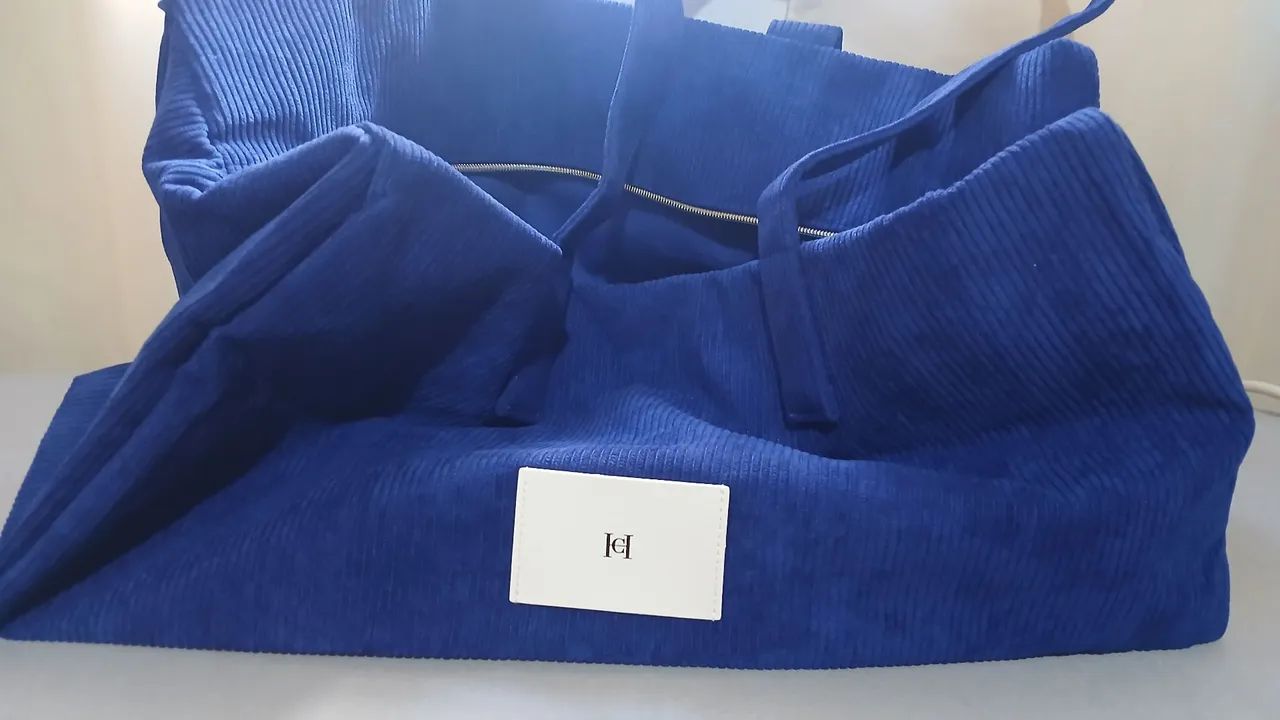 Bolsa estilosa Carolina Herrera