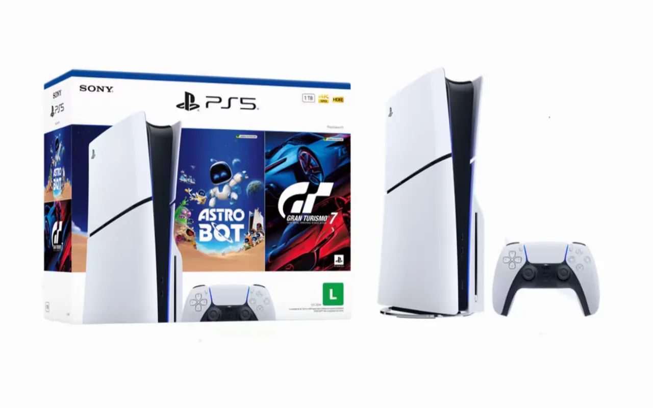 PlayStation 5 com 2 controles e jogos 