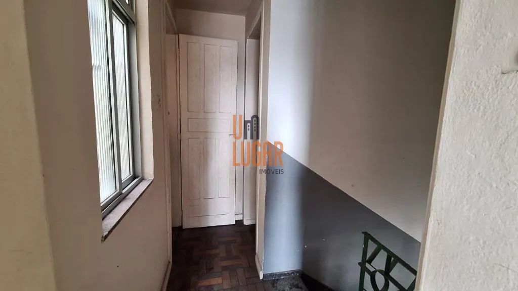 Um Lugar Imóveis Vende: Casa com ótimo espaço e boa localização na Alcindo Cacela entre Do - Foto 11