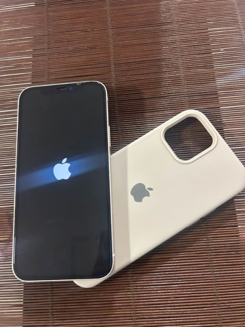iPhone 12 Branco 