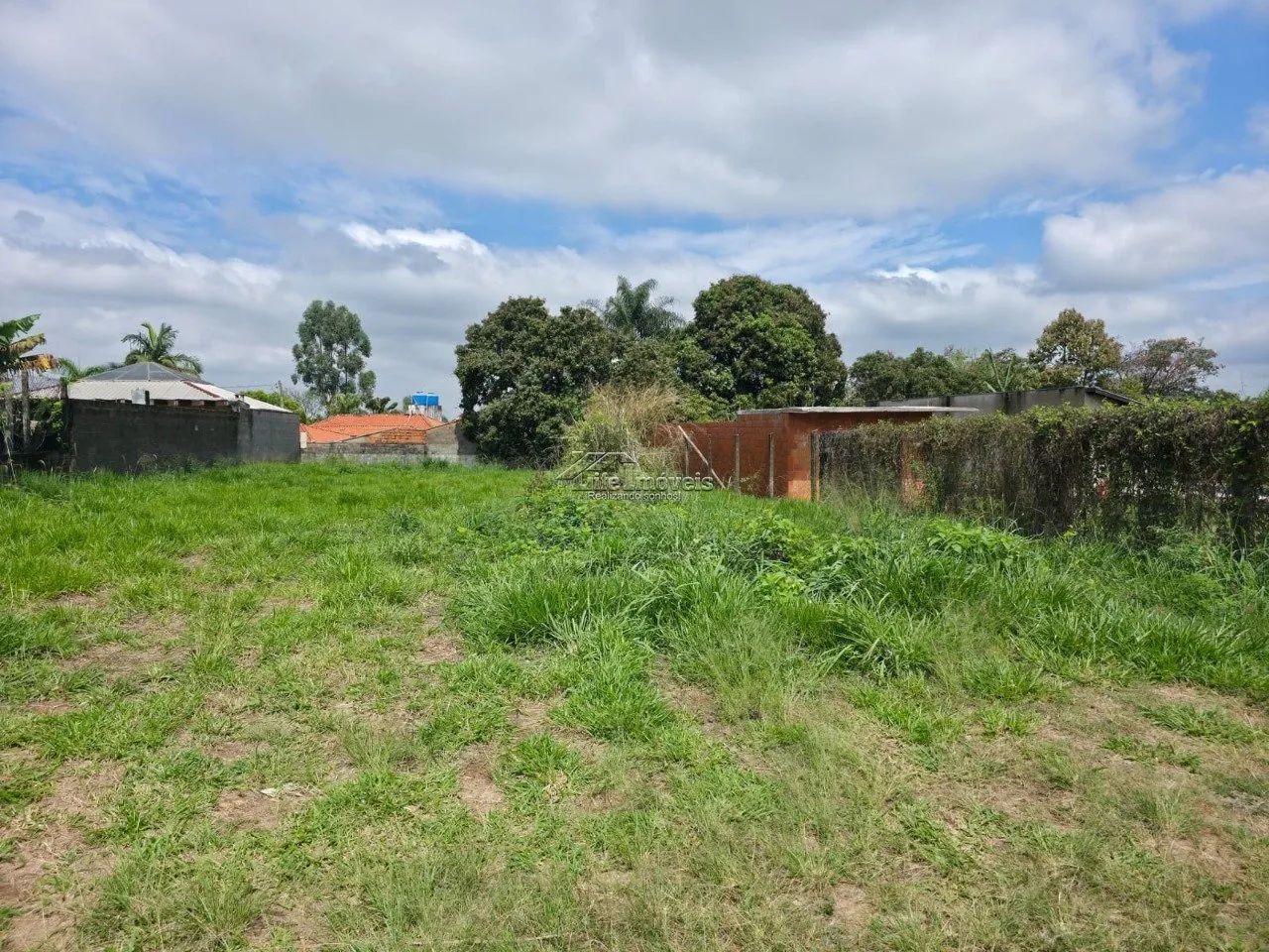 Terreno à Venda 946 m² Chácara Parque Valença II