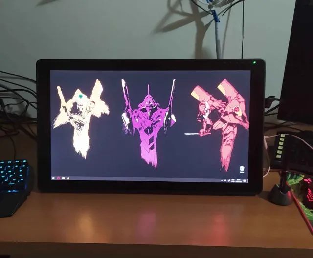 Mesa Digitalizadora Huion 22 Kamvas Plus 