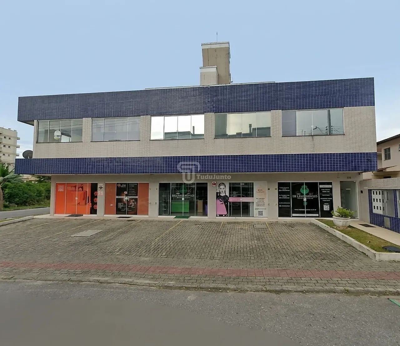 Loja Térrea Comercial - Pagani