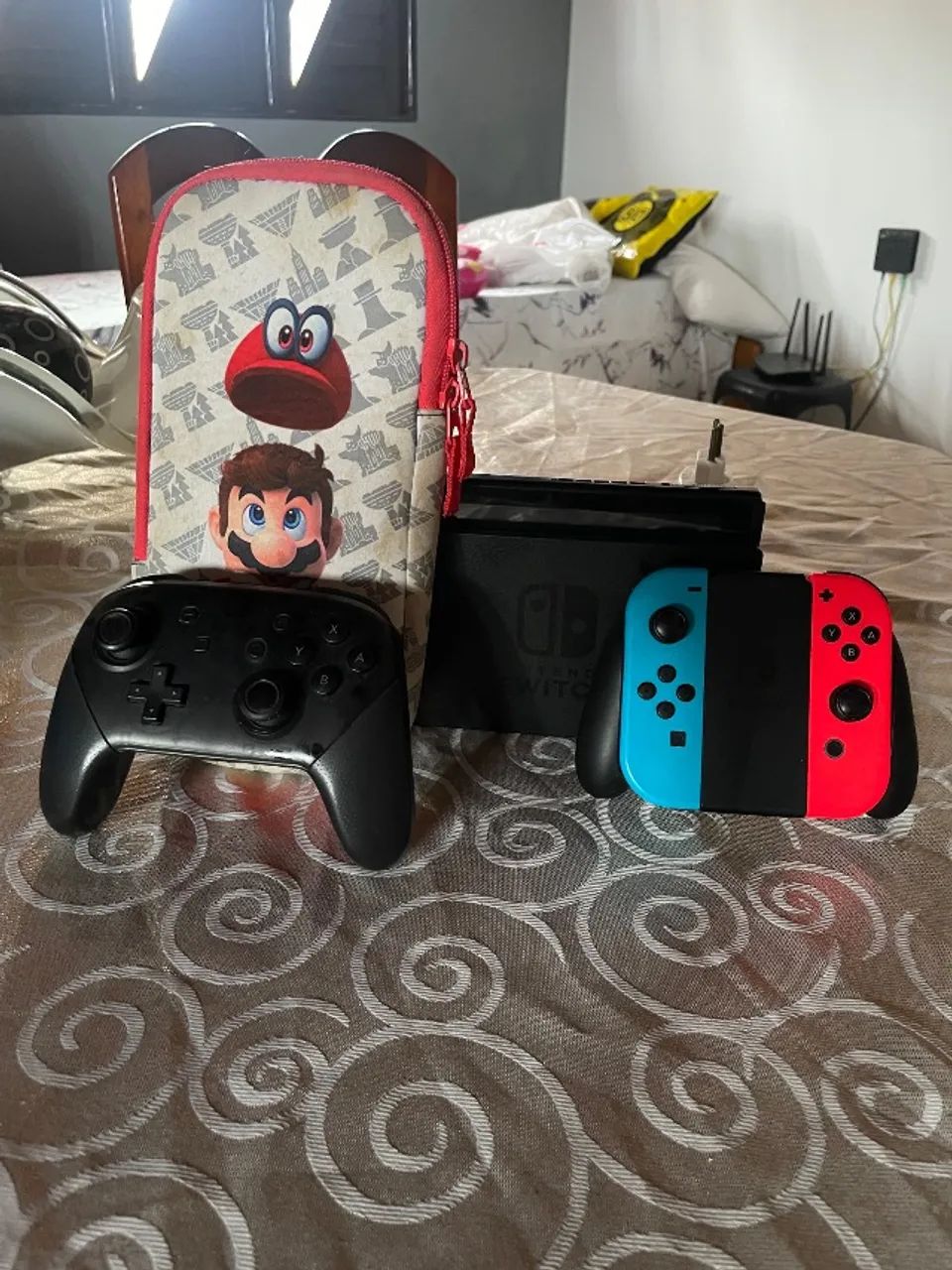 Nintendo Switch V1 Desbloqueado com jogos + Pro Controller