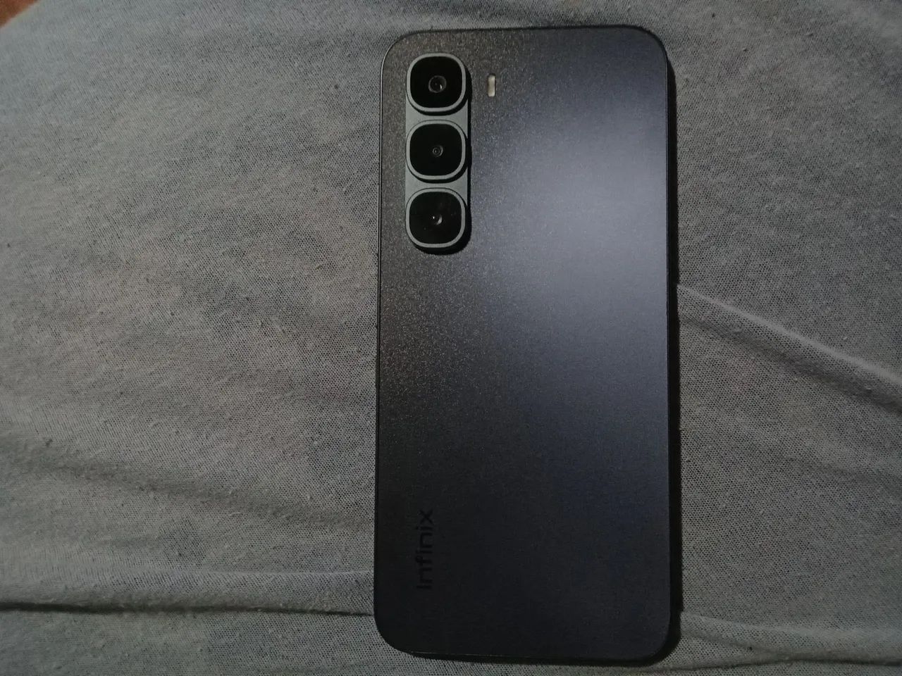troco infinix hot 60 pro em iphone - Foto 2