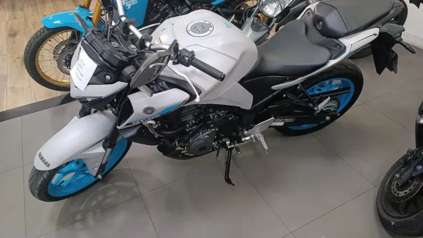 mt03 cinza com roda azul 2026 - Foto 2